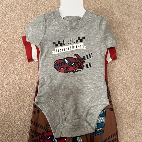 NWT 0-3mos BOY'S Carter's baby 4-pk bundle, 2 onesies/2 pants, car themed - Picture 7 of 9